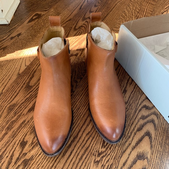 Frye Bella Booties - Picture 3 of 9